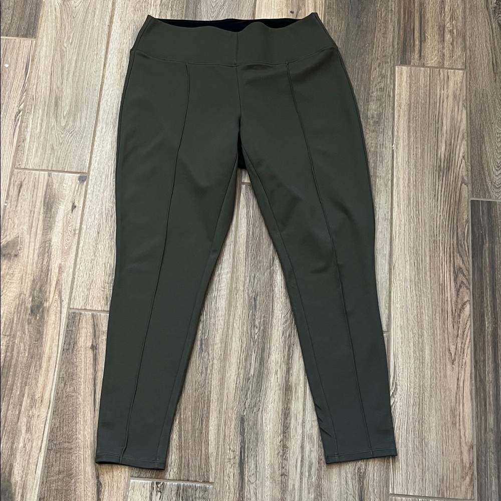 Apt. 9 Women's Dark Olive Ponte Leggings
